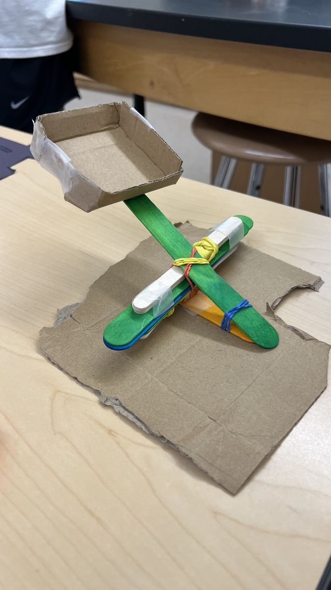 Science: A popsicle-stick glider
